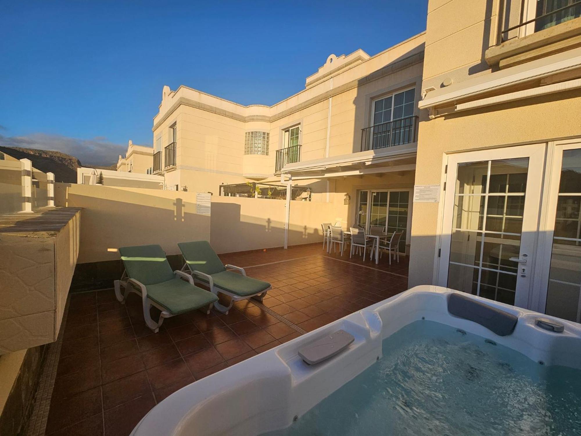 Cozy Modern House, In A Complex With A Swimming Pool Apartman Puerto Rico  Kültér fotó